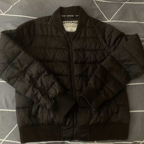 Garage bomber - Picture 1 of 3